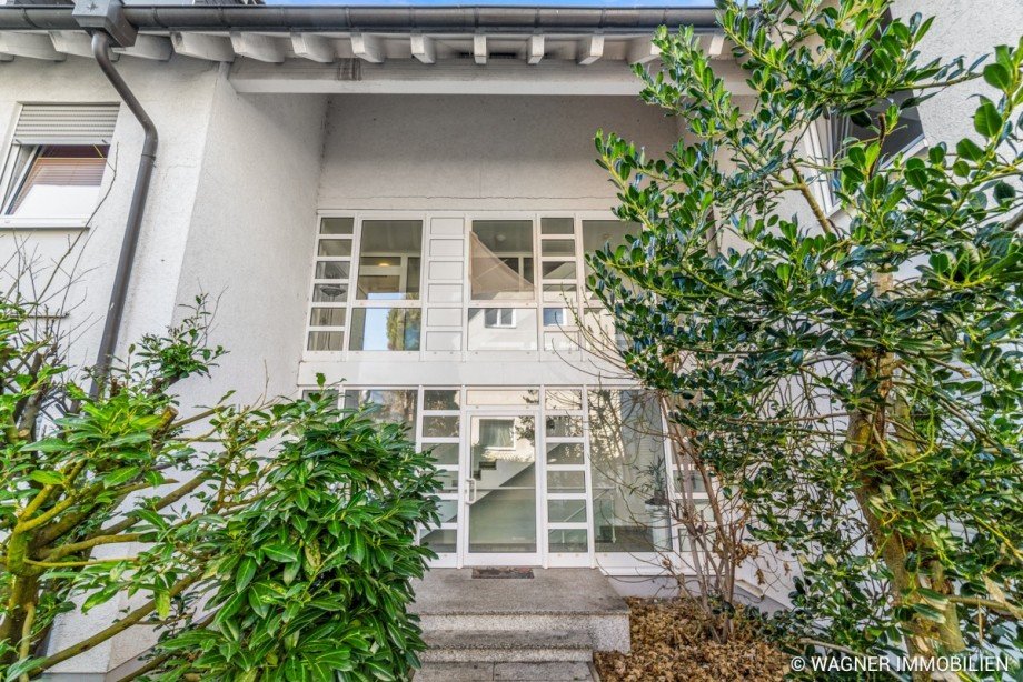 Hauseingang Mehrfamilienhaus Wiesbaden