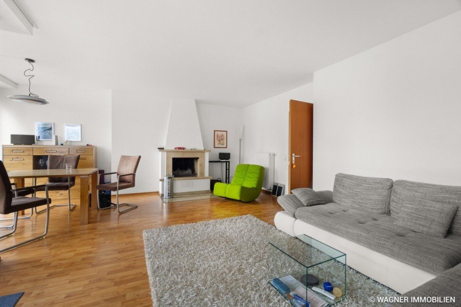 Wohnen und Essen Etagenwohnung Wiesbaden