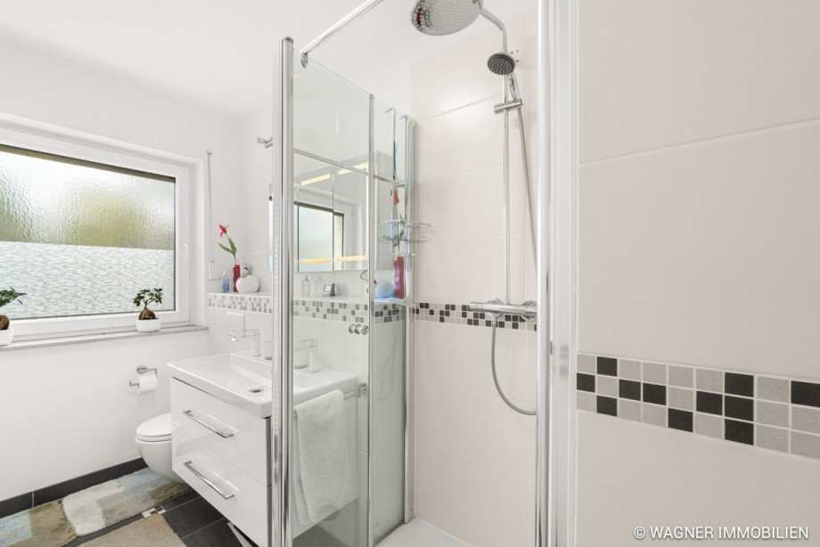 Badezimmer Etagenwohnung Wiesbaden