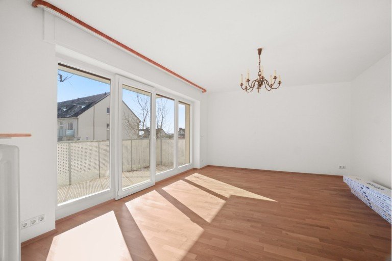 Wohnbereich Wiesbaden - Hessen Erdgeschosswohnung Bezugsfreie 3-Zi.-ETW mit gro�em S�dost-Balkon, Garage & ruhiger Lage