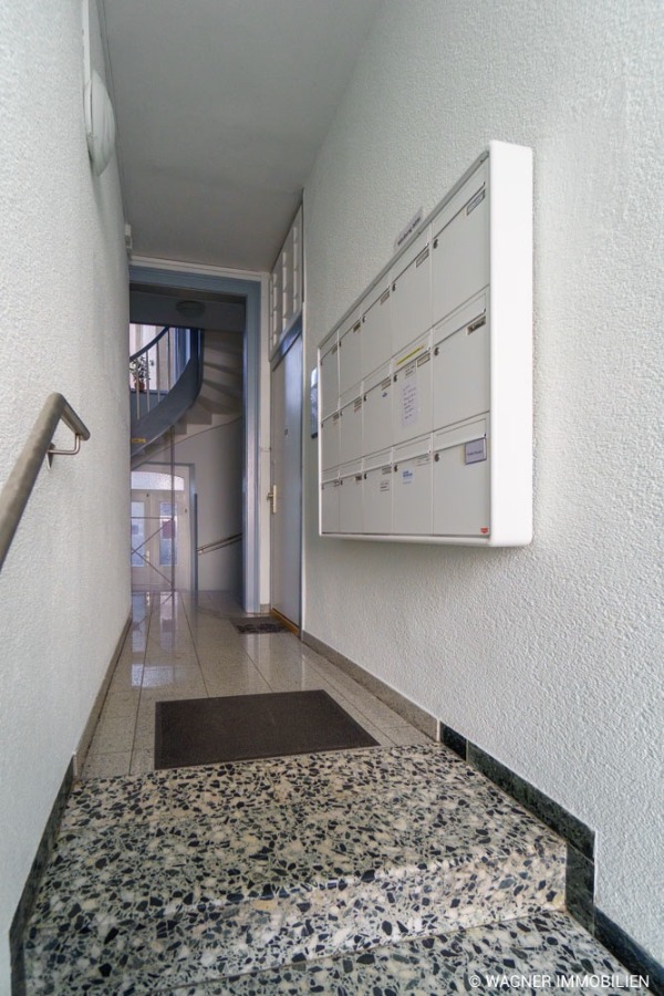 Eingangsbereich Etagenwohnung Wiesbaden