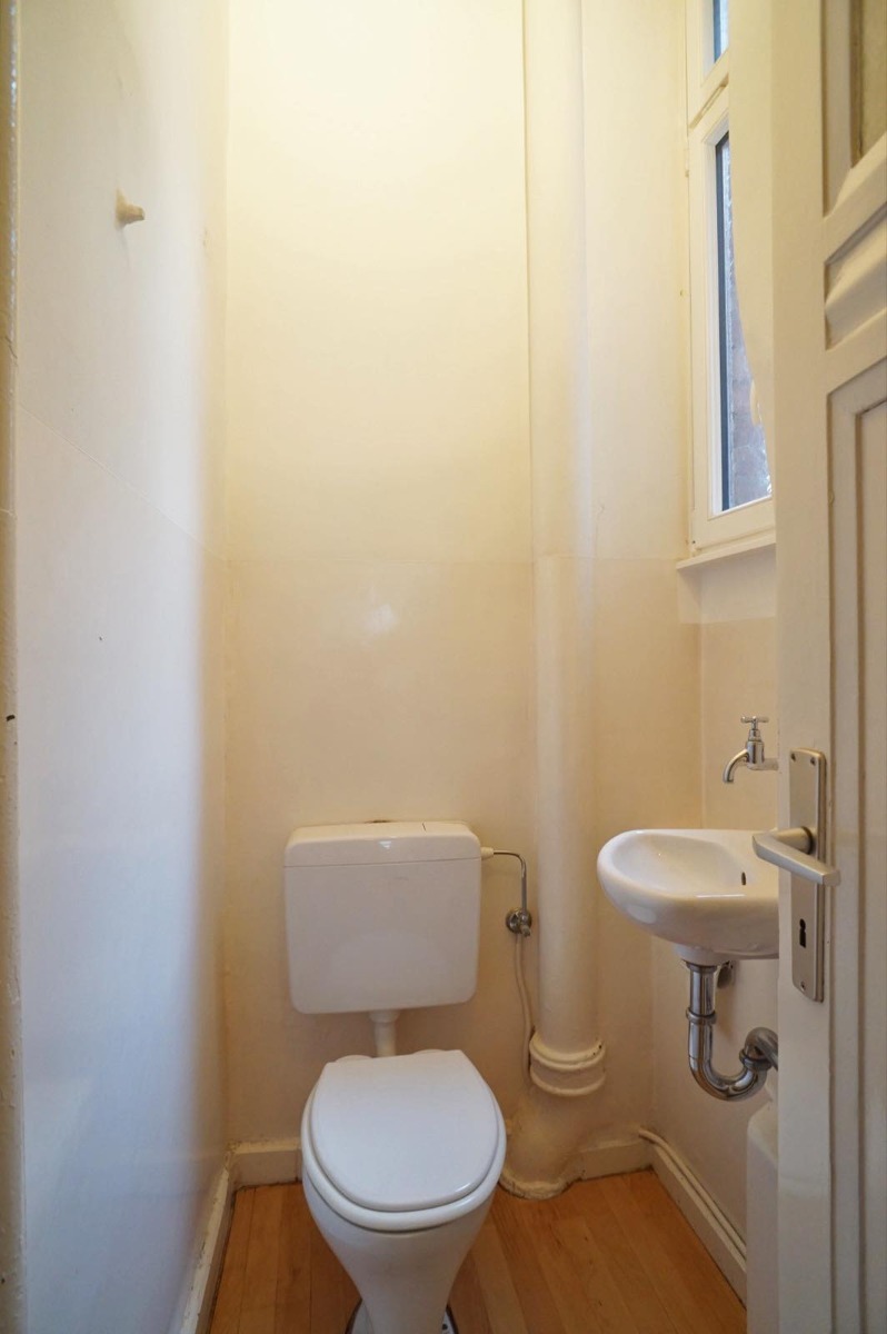 separates WC Etagenwohnung Wiesbaden