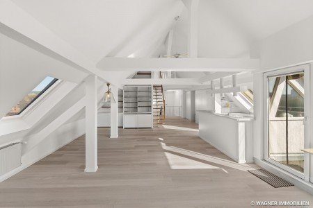 Hauptbild Liebhaberobjekt: Traumhaft wohnen ber den Dchern mit Stadtblick, Loggia, Lift | WAGNER IMMOBILIEN