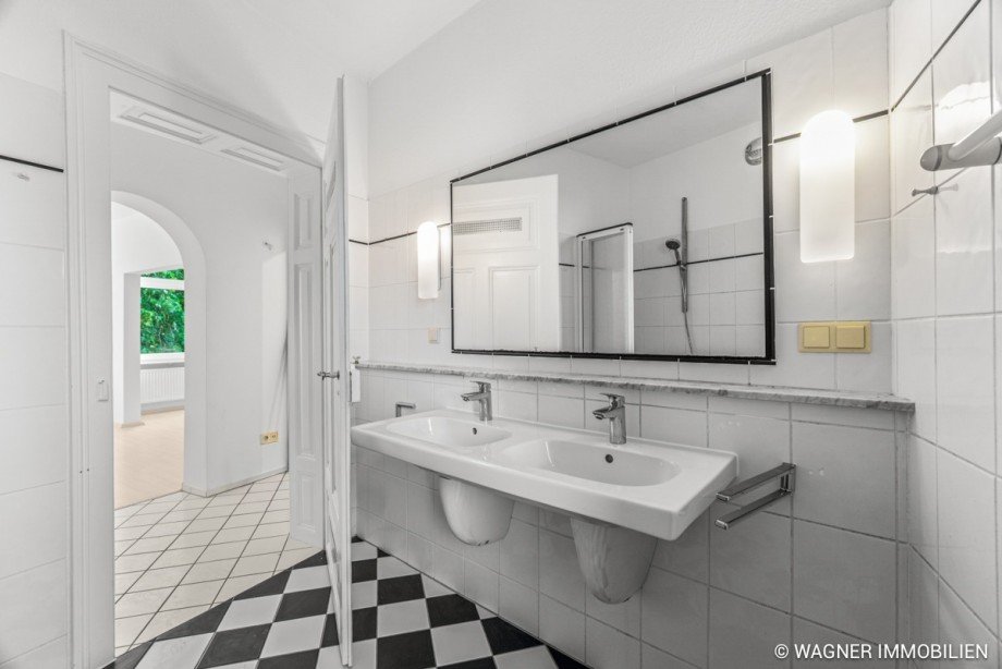 Bad Etagenwohnung Wiesbaden