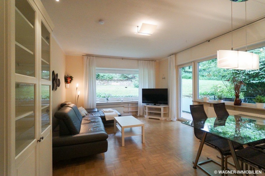 Wohn- und Essbereich Etagenwohnung Wiesbaden