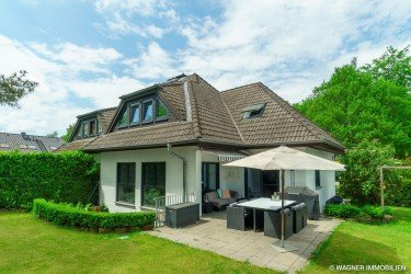 Hauptbild Exceptional Family Home - 5 BR | 2.5 BA | 2 Garages | Max. 2-Year Lease | WAGNER IMMOBILIEN