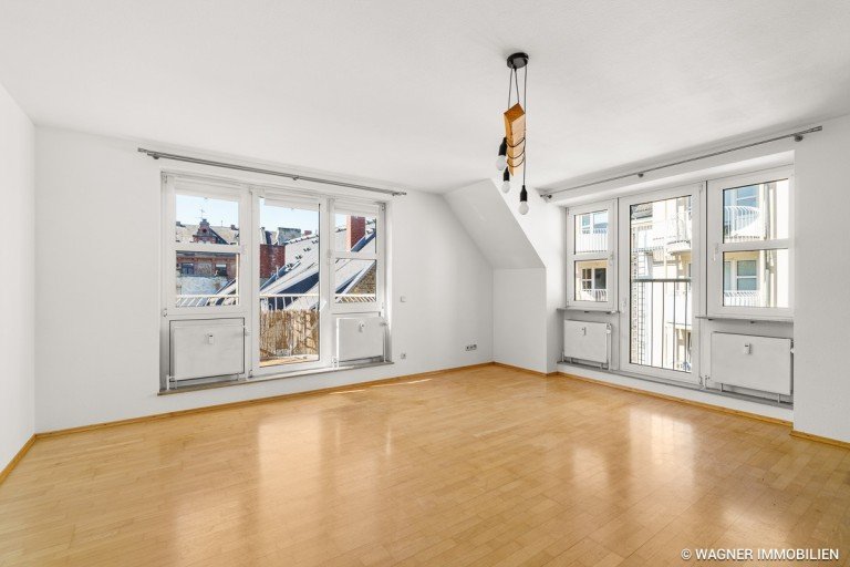 Wohnen Wiesbaden Etagenwohnung Perfekte Stadtwohnung: TG-Platz, top EBK, Parkett , Balkon, G�ste-WC, Lift! | WAGNER IMMOBILIEN