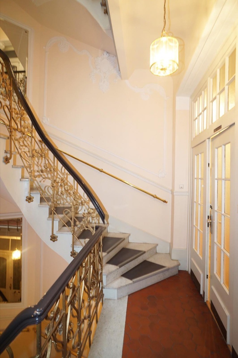 Eingangs zur Wohnung Etagenwohnung Wiesbaden