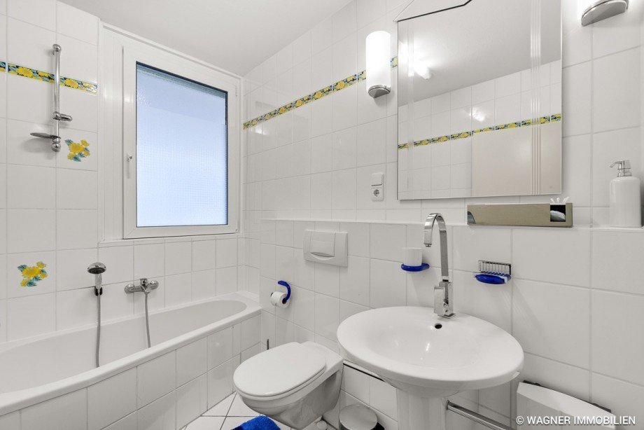 bathroom Maisonettewohnung Wiesbaden