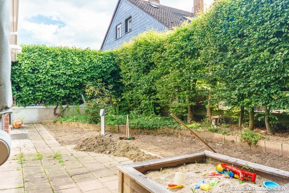 Terrasse mit Garten Etagenwohnung Wiesbaden