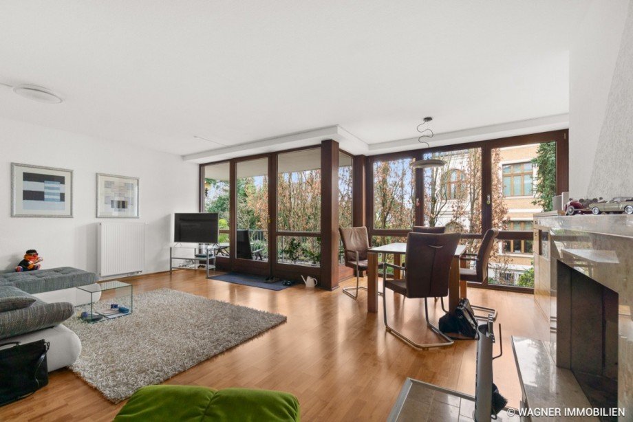 Wohnen und Essen Etagenwohnung Wiesbaden