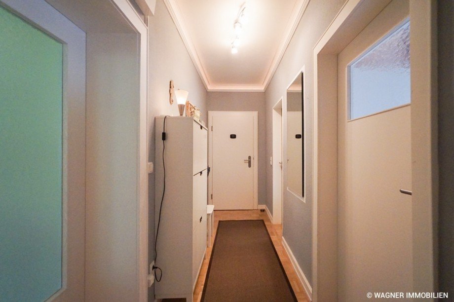 Flur Etagenwohnung Wiesbaden