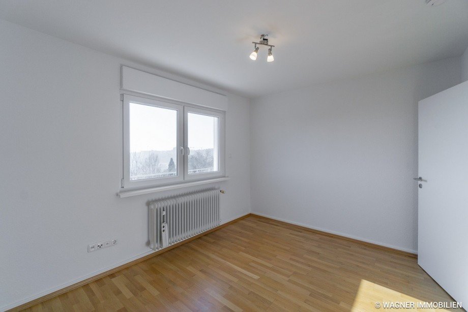2nd floor bedroom Einfamilienhaus Wiesbaden