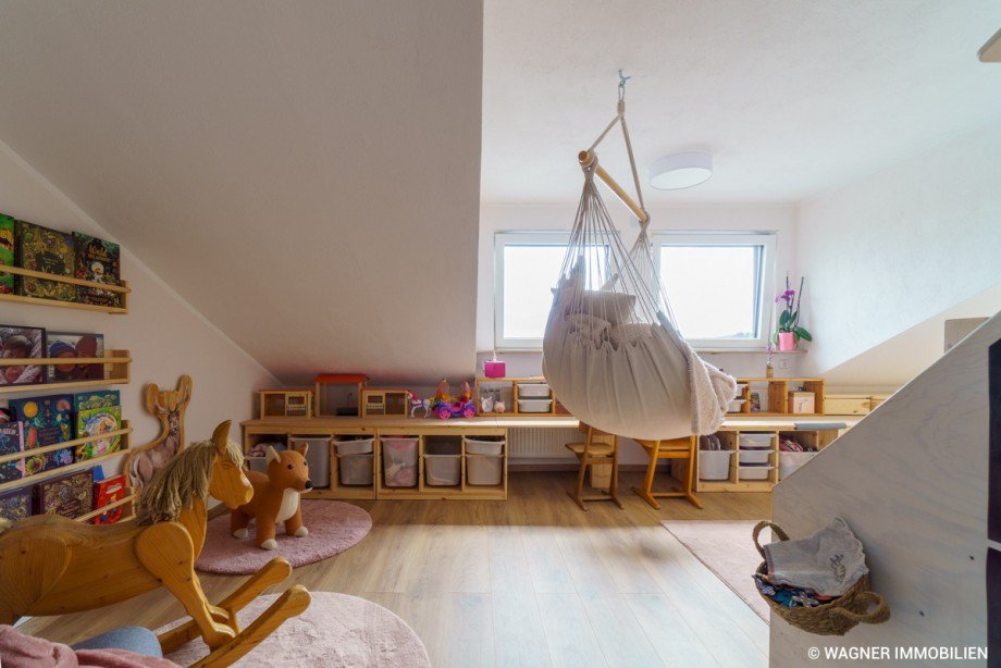 2nd child room Doppelhaush�lfte Taunusstein