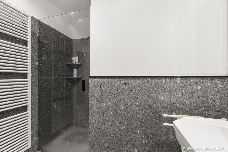 master bathroom Etagenwohnung Wiesbaden