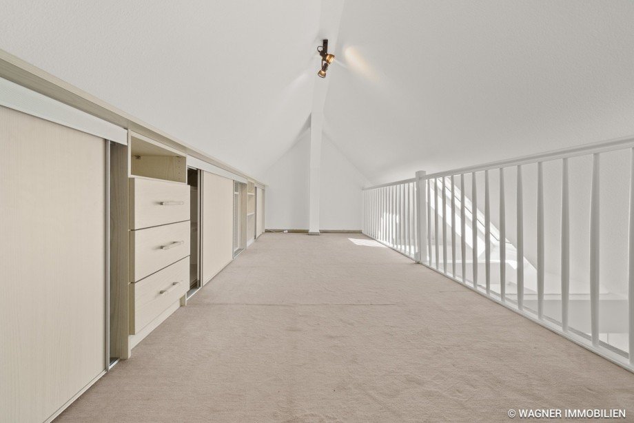 Galerie Dachgeschosswohnung Wiesbaden